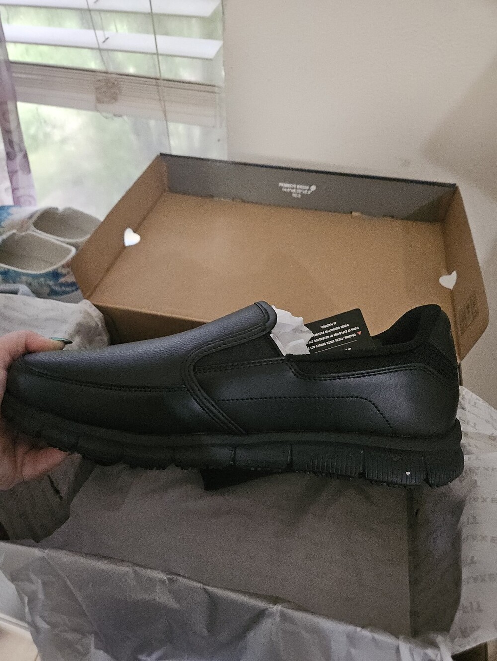 Mens Work Skechers Relaxed Fit and Memory Foam Size 12 - Picture 7 of 9